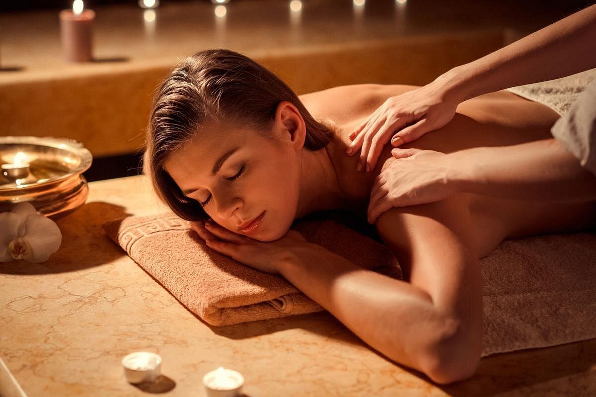 Marrakech: spa massage and Moroccan hammam with hotel transfer