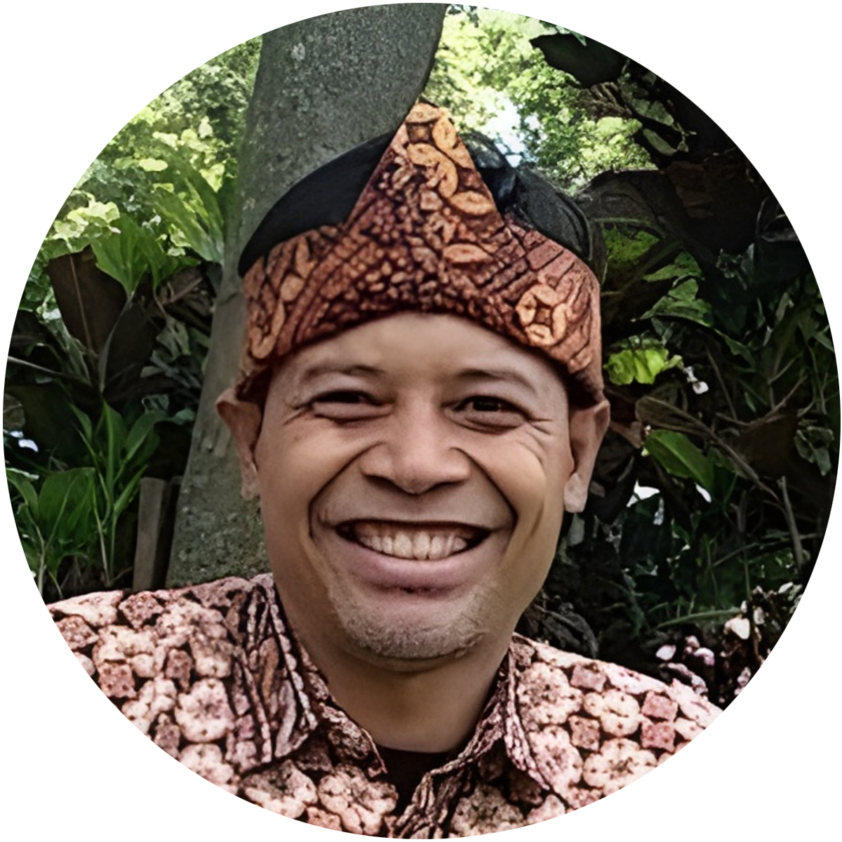 Volcano hike + Jungle trekking adventures