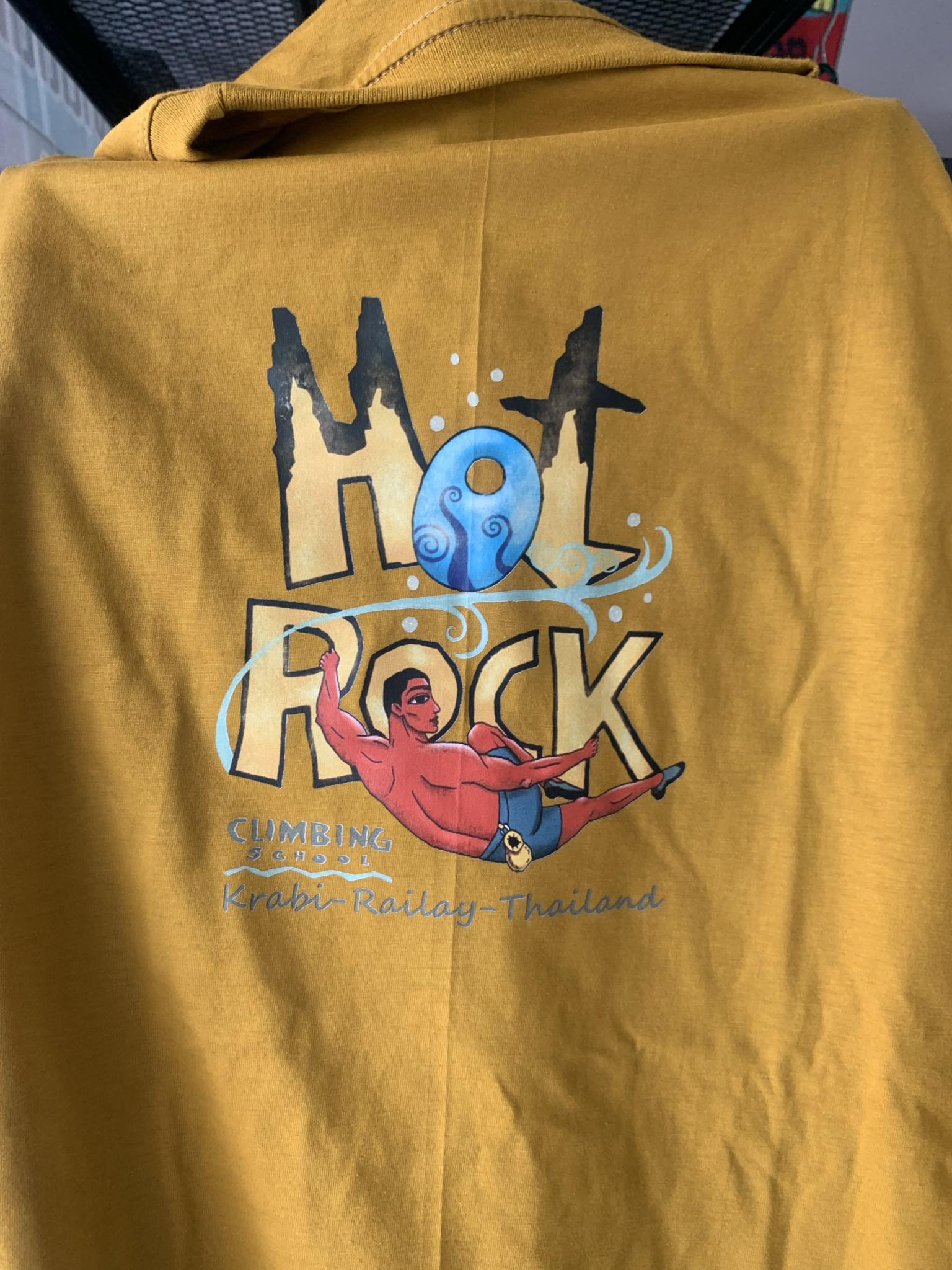 Hot rock climbing school