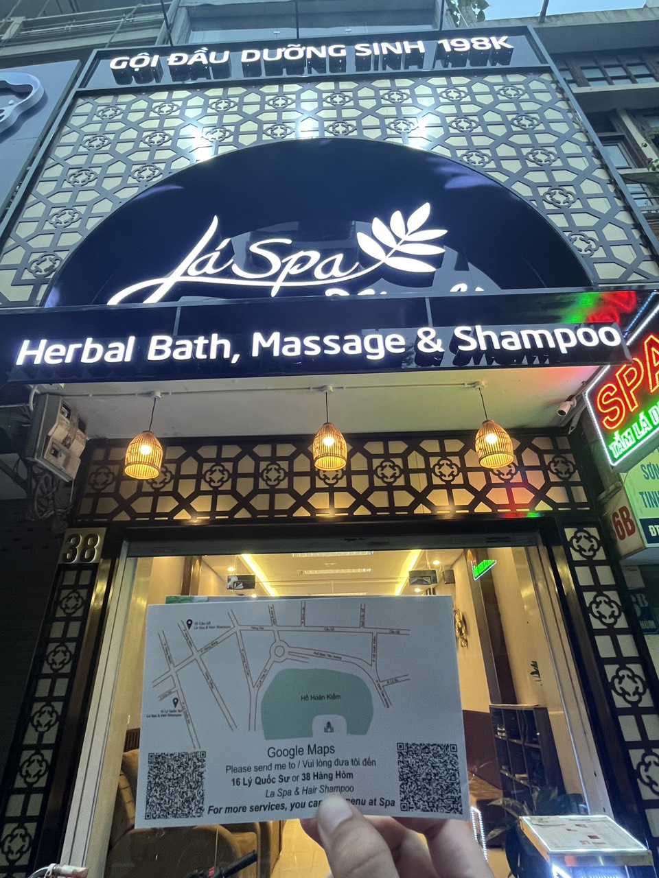 Lá Spa  38- Massage Shampoo Hanoi