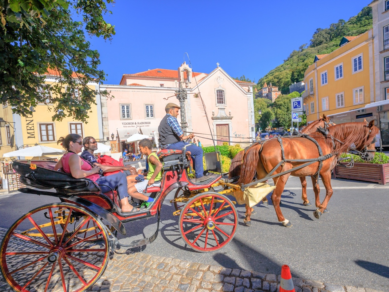 Tour Sweet Tours - Animação Turistica Lda