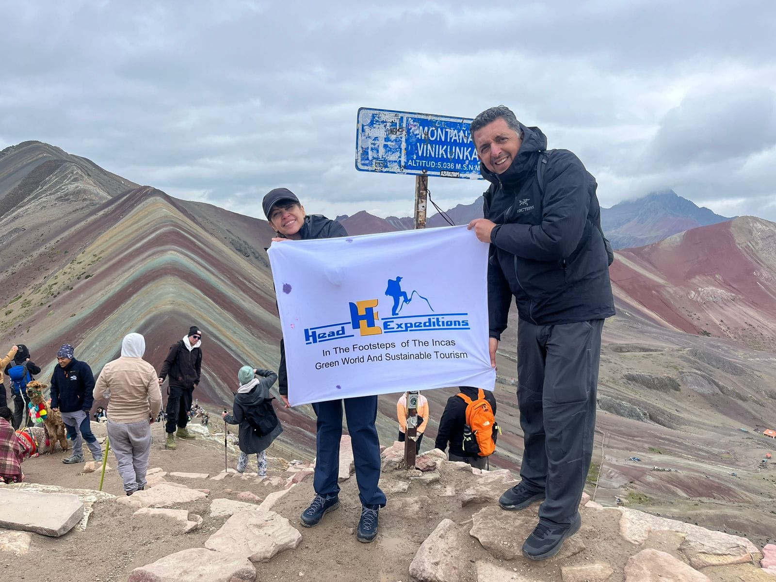 HEAD EXPEDITIONS PERU