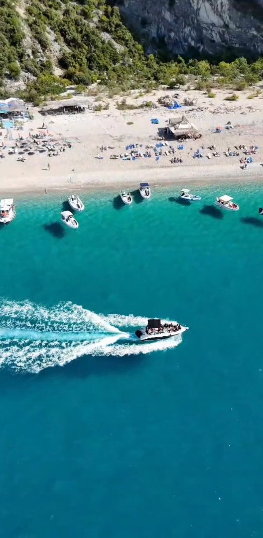 Lina Boat Trips Sarand Albania