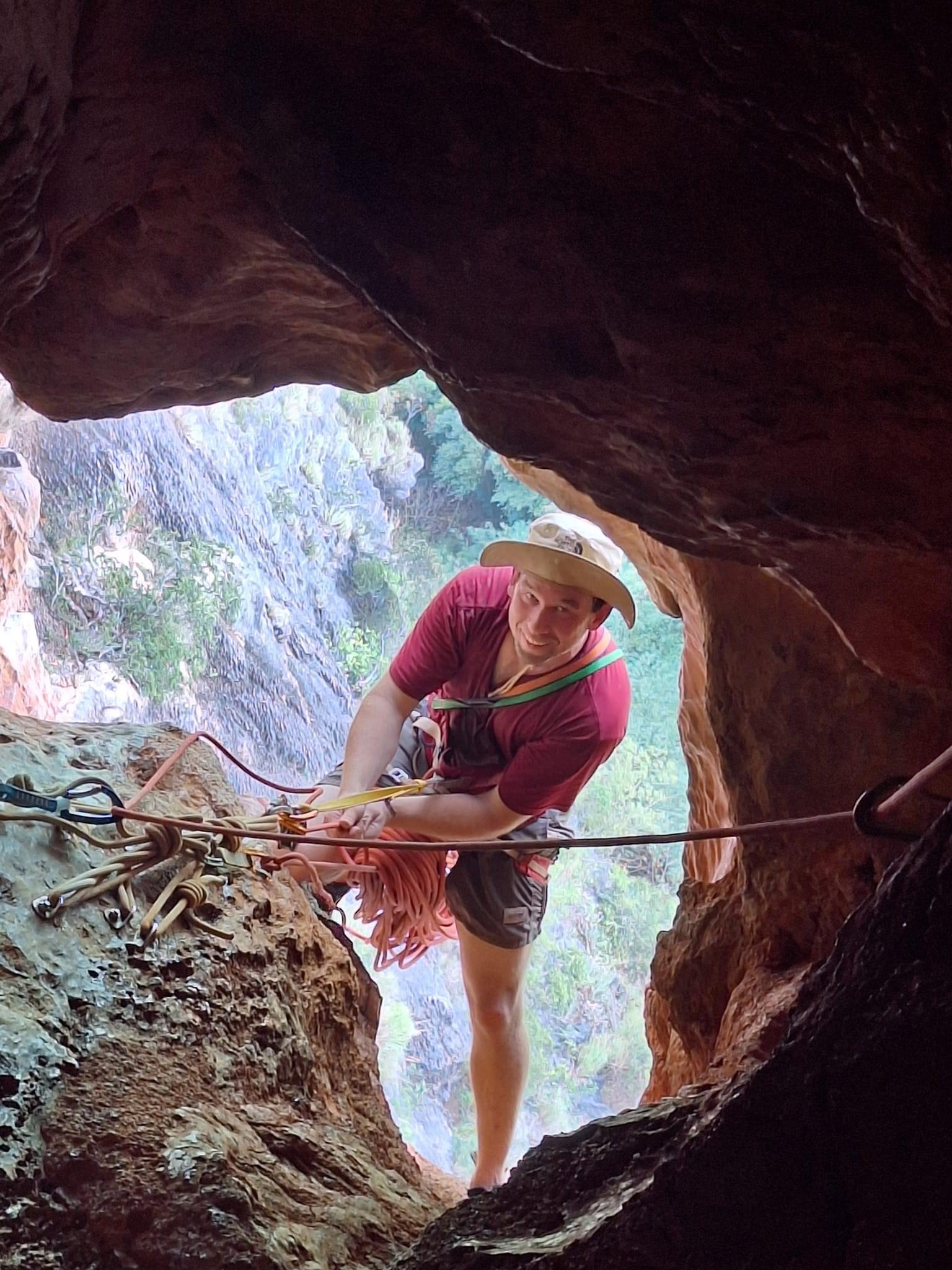 Hot rock climbing school