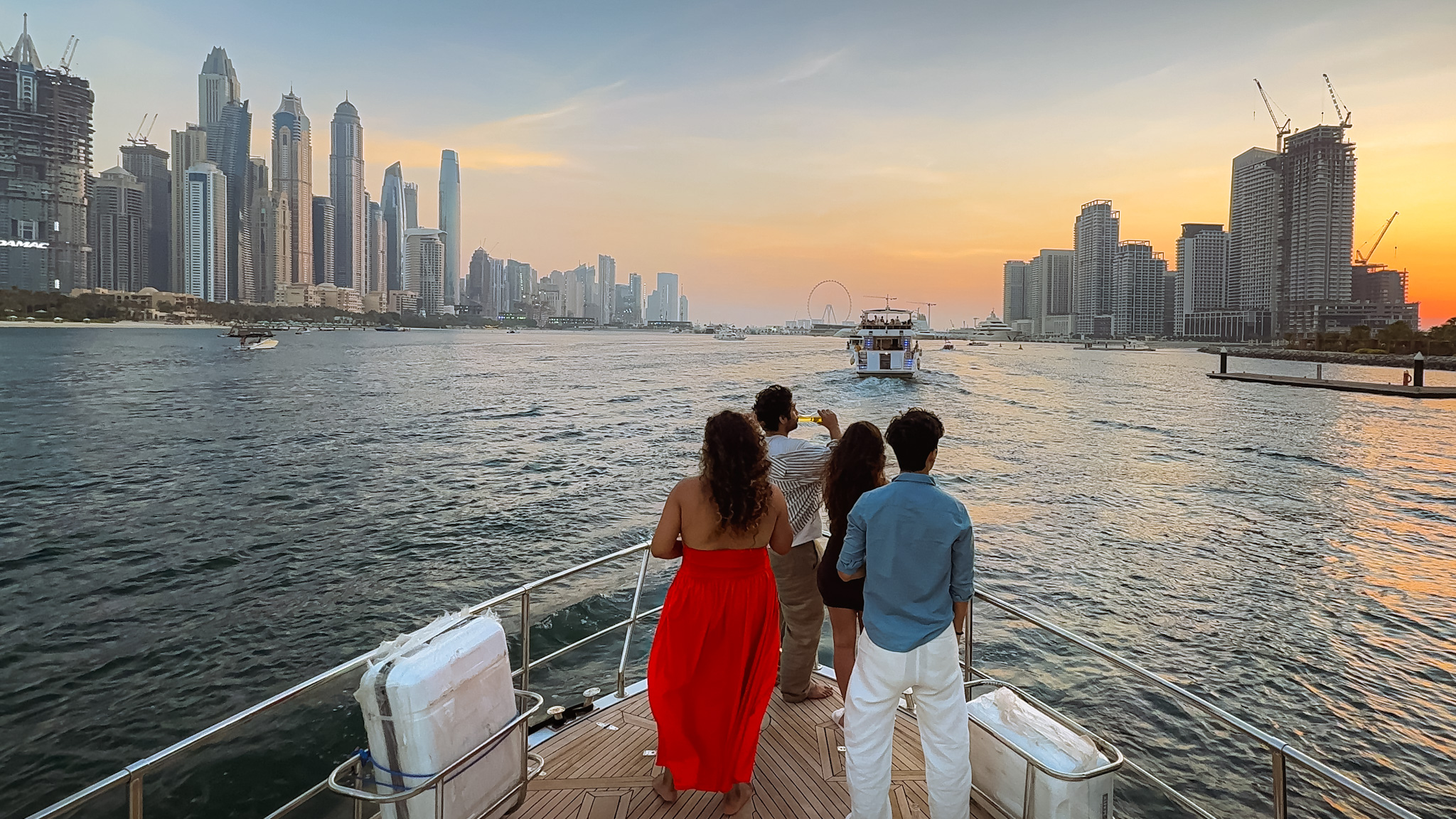2 Hours Luxury Sunset Yacht Tour with BBQ Lite Meal