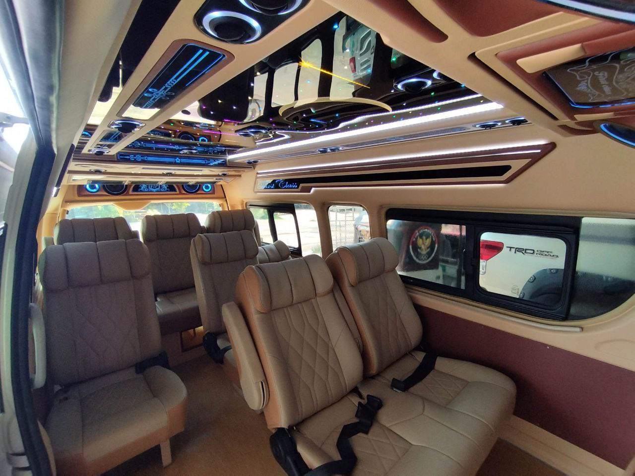 P Khan Driver and Tour