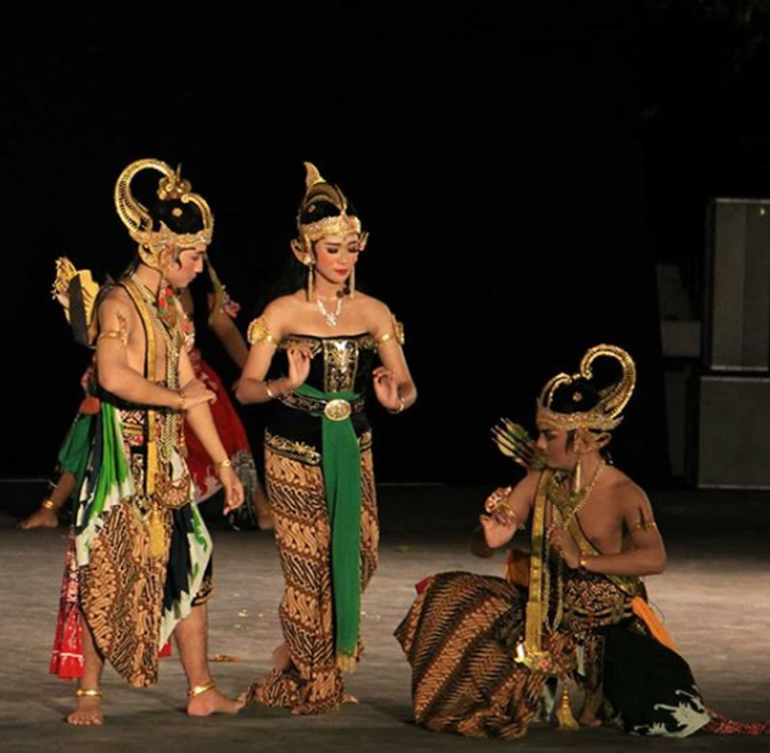 Prambanan temple and Ramayana show